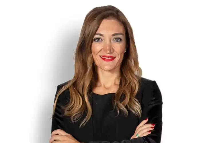Çağla Gül Şenkardeş
