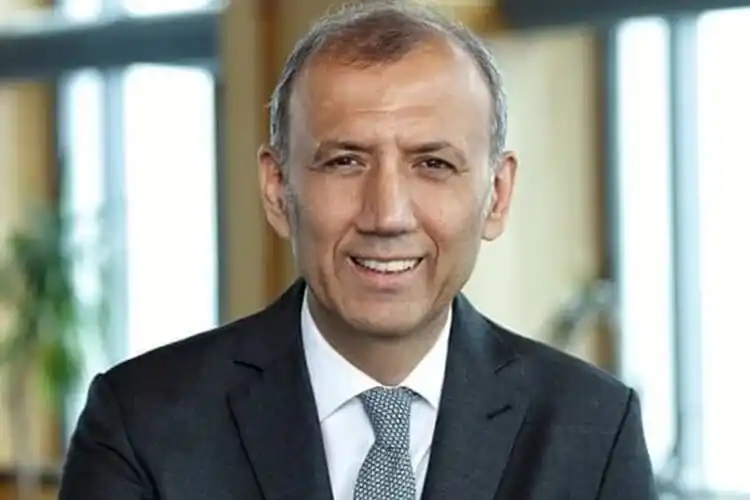 Yalçın Sezen
